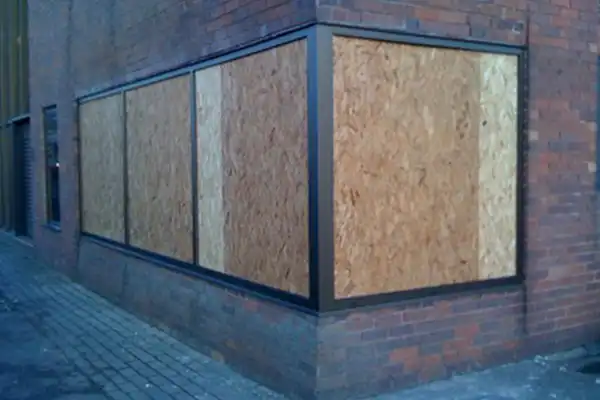 Notverglasung für Eckfenster und Spezialverglasungen – Fachservice Rheine